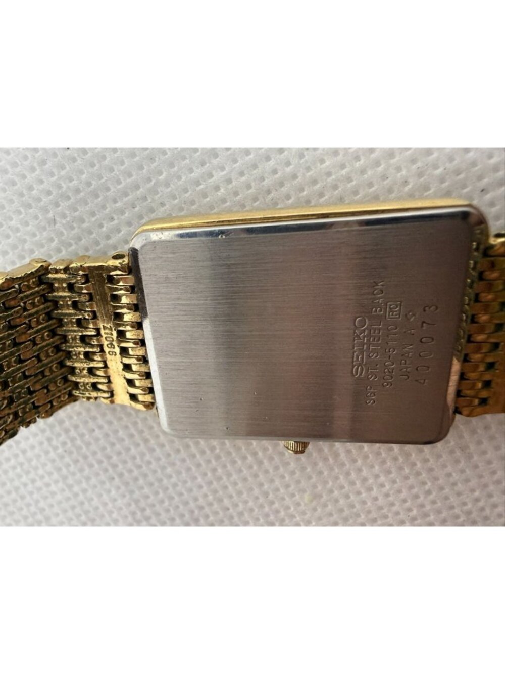 Vintage 1980s Seiko 9020-5119 Gold-Tone Tank Rectangle Ultra-Thin Quartz Watch - Picture 11 of 11